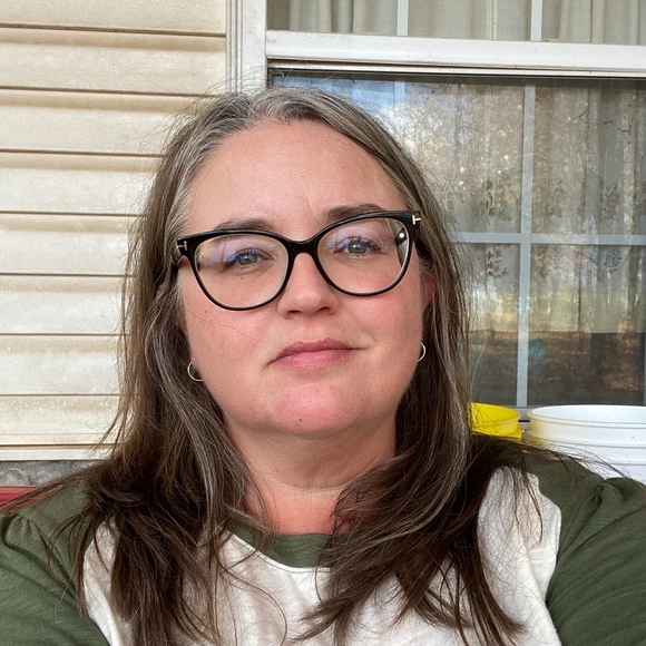 Meet your Posher, Shannon - Picture 1 of 1